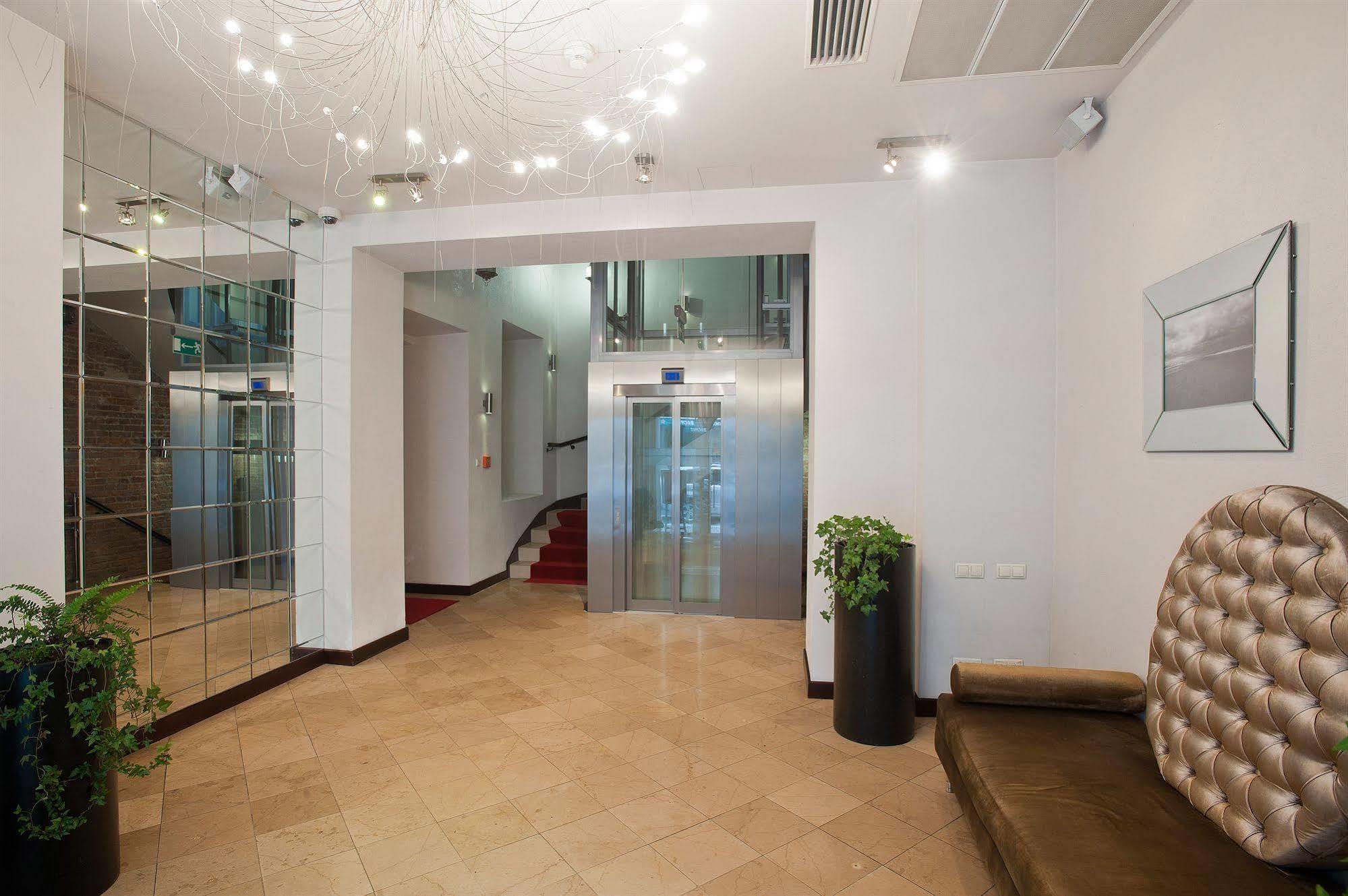 Hotel Unicus Old Town 4*