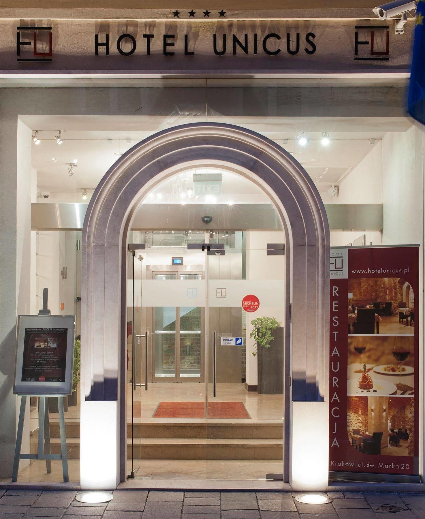 Hotel Unicus Old Town 4*