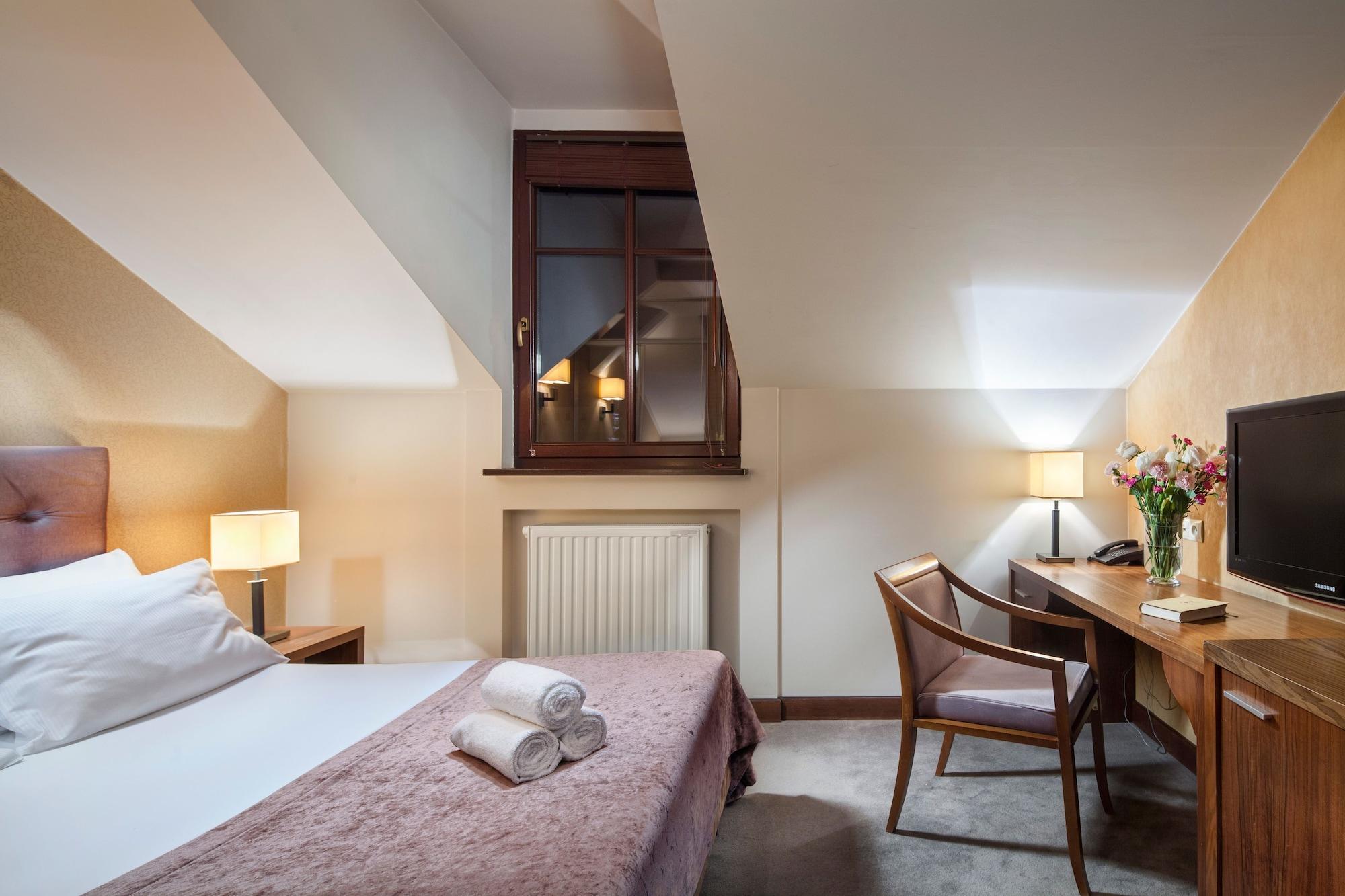 Unicus Old Town - Destigo Cracovia